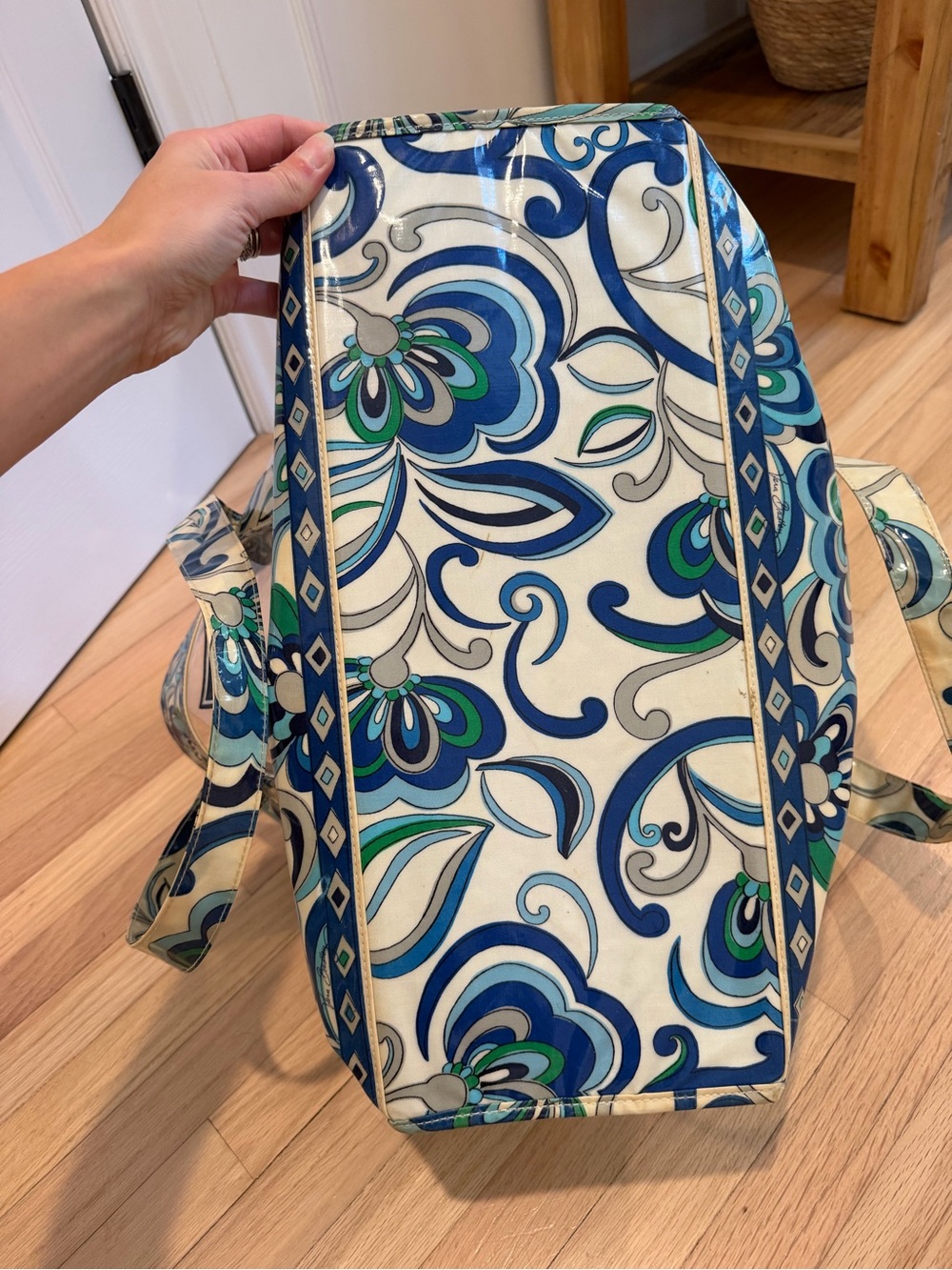 Vera Bradley Blue, Teal & Cream Clear Floral Beach Bag - Picture 6 of 9